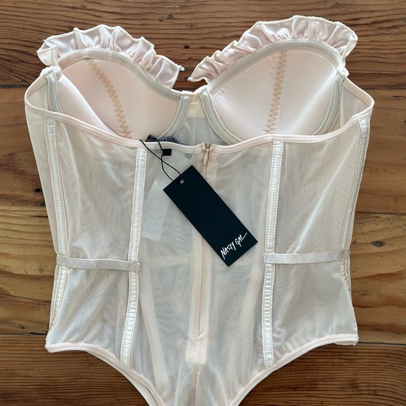 Mesh Ruffle Boned Corset - Picture 6 of 7